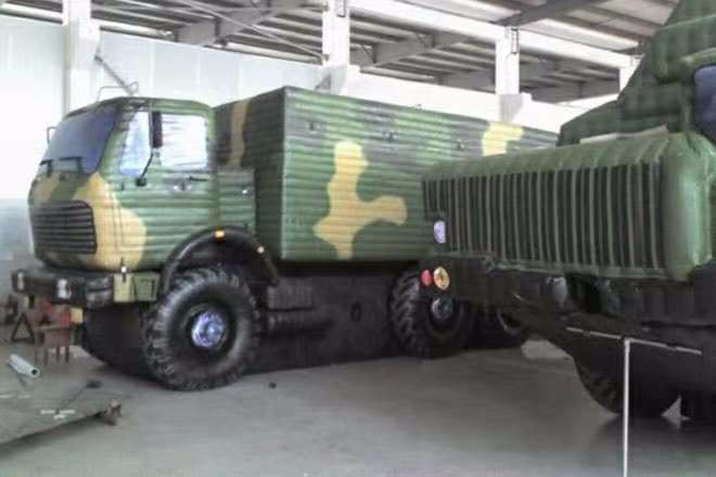 清远大型军事车
